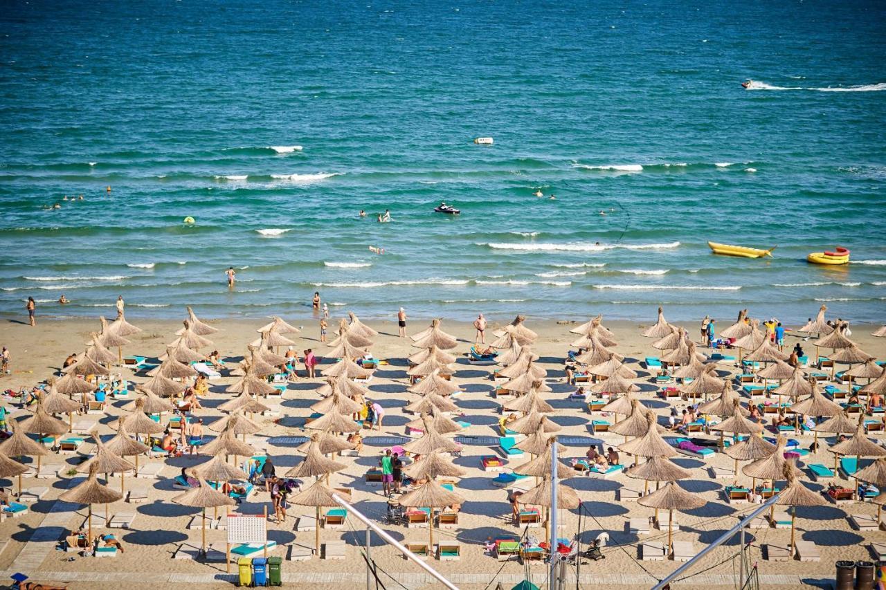 Sea La Vie 2Br Apt Spa N Pool Beach Resort Năvodari Extérieur photo